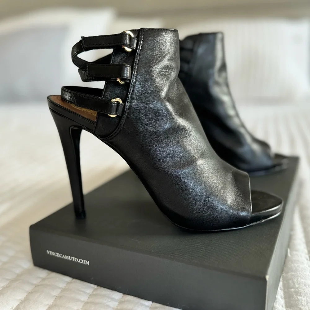 Vince Camutto black leather slingback high heels - Picture 6 of 8